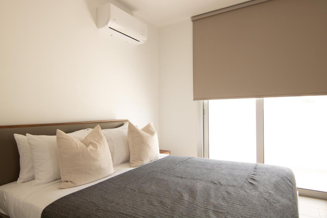Phaedrus Living Coral Suites Aura Larnaca Bagian luar foto